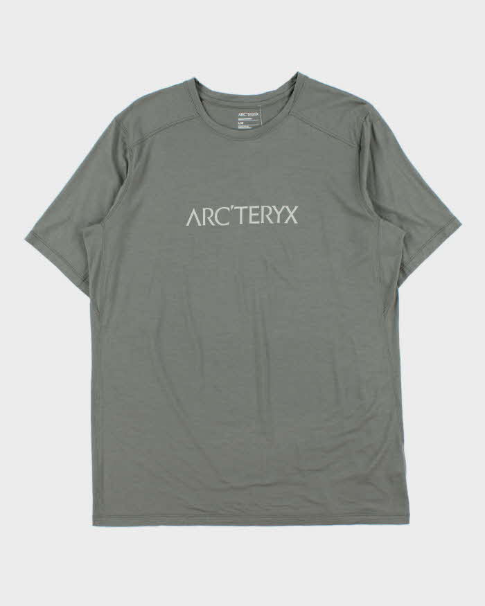 2023 Arc'teryx 'Ionia Arc'word Logo' Khaki Merino Wool Fairtrade Crewneck Hiking T-Shirt - L