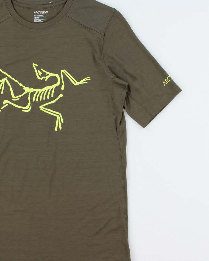 2024 Arc'teryx 'Ionia Logo' Khaki Merino Wool Fairtrade Crewneck Hiking T-Shirt - XS