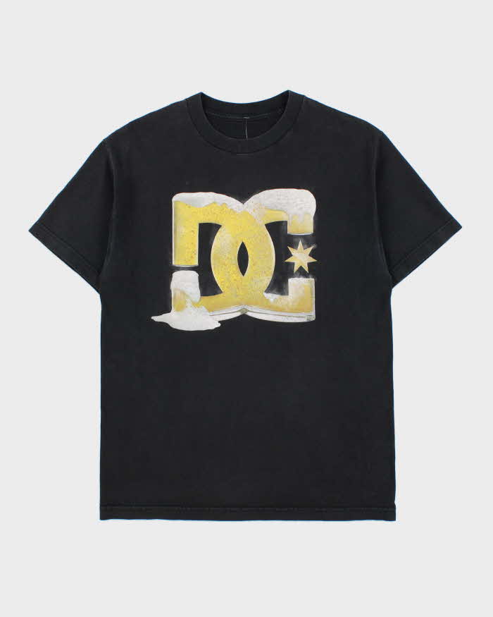 Vintage Y2K 00s DC Shoe Co. Beer Logo Heavyweight Crewneck T-Shirt - M