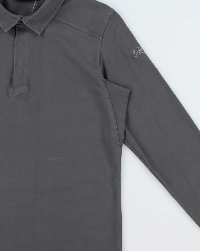 Vintage Arc'teryx Slate Grey 'Captive' Long Sleeve Polo Shirt - M