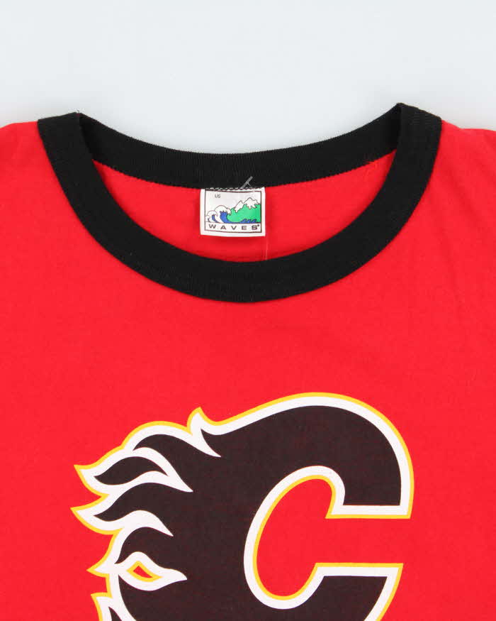 Vintage 1990s Calgary Flames NHL Heavyweight Made In Canada Crewneck Ringer T-Shirt - L