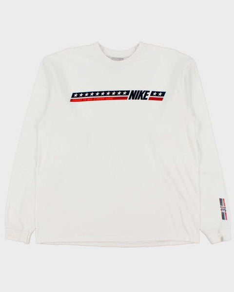トップス 2011's OLD NIKE 3/4 sleeve tee fade y2k Vintage 2003 Y2K Nike 'There Is No Finish Line' Felt Logo