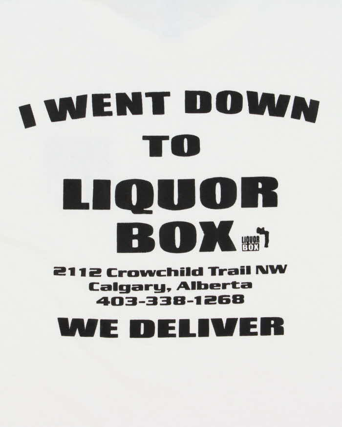 Vintage Liquor Box Alberta Gildan Heavyweight Crewneck T-Shirt - L