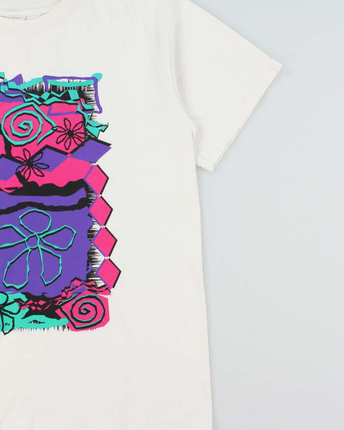 Vintage 1990s Aztec Floral Heavyweight Made In USA Crewneck T-Shirt - L