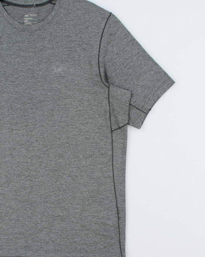 Arc'teryx Grey Marl 'Cormac SS' Crewneck 3M Bird Toque Technical T-Shirt - M