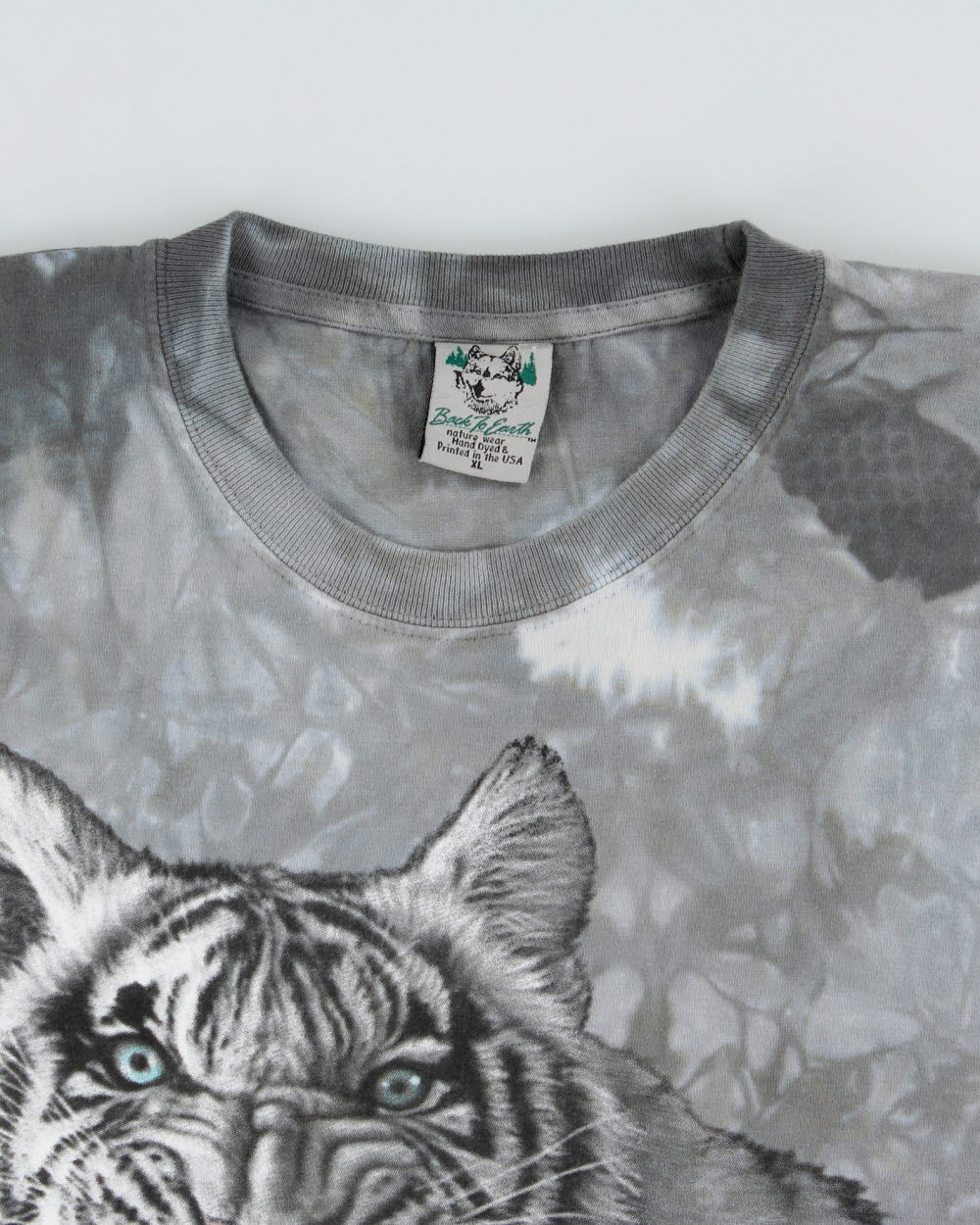 Vintage Y2K 00s Back To Earth Tie-Dye Heavyweight White Tiger Crewneck T-Shirt - XL