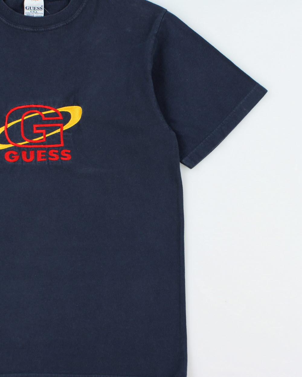 Vintage 1990s Guess USA Heavyweight Embroidered Made In Canada Crewneck T-Shirt - M