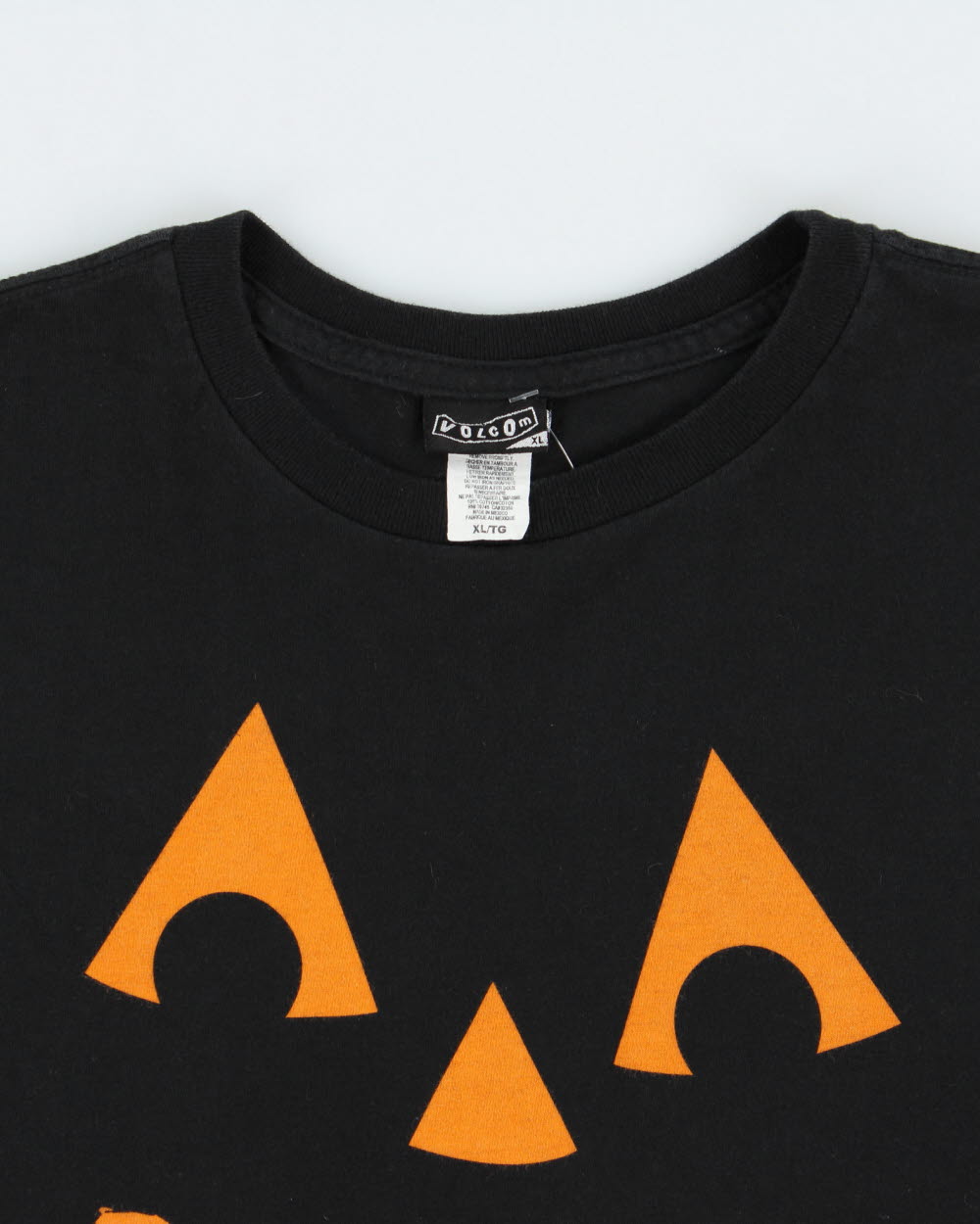 Vintage Volcom Heavyweight Pumpkin Spell Out Crewneck T-Shirt - XL