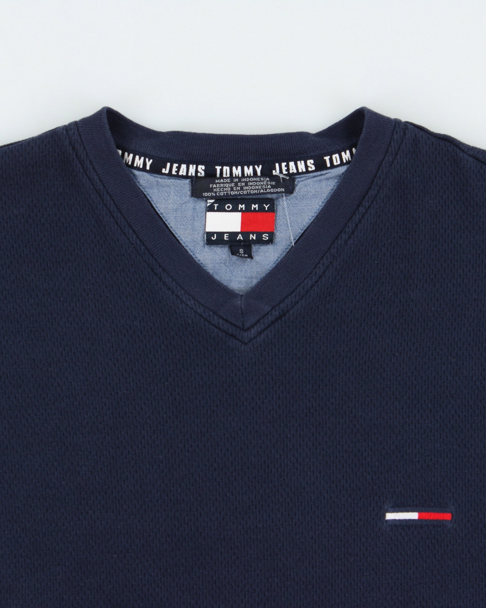 Vintage 2002 Y2K Tommy Jeans Heavyweight Tape V-Neck Waffle T-Shirt - S