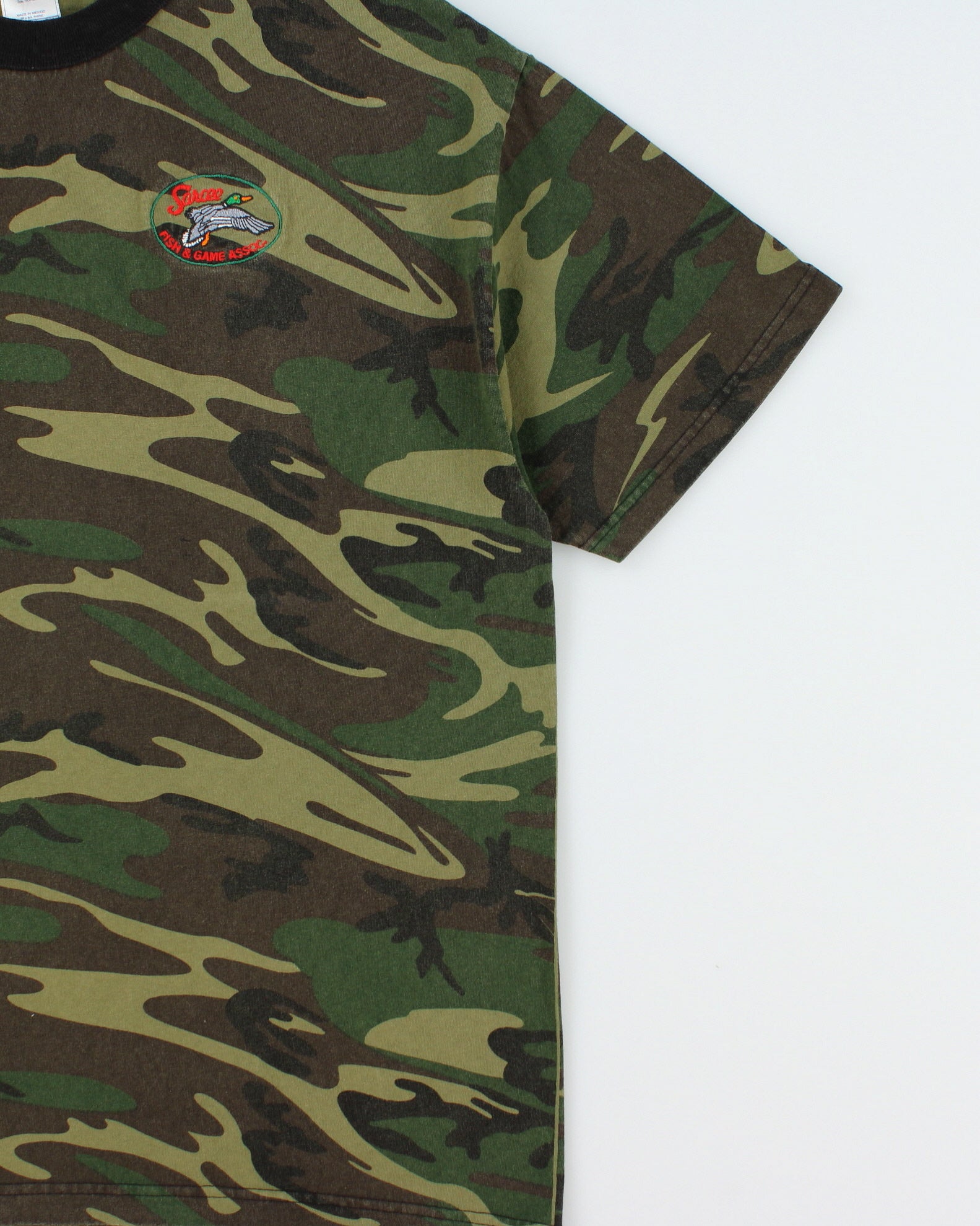 Vintage Y2K 00s Sarcee Fish &amp; Game Assoc. Woodland Camo Heavyweight AAA Crewneck T-Shirt - L