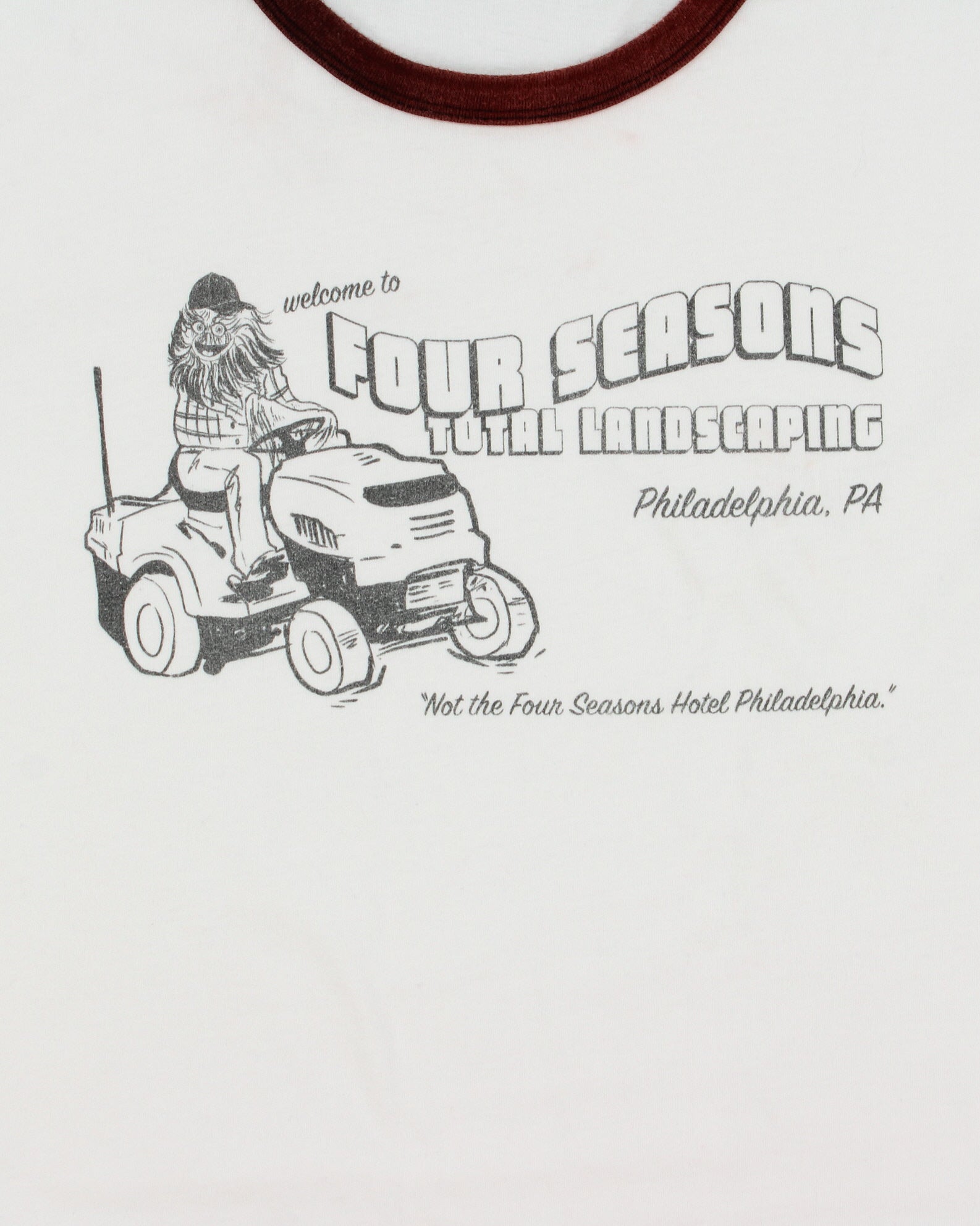Vintage Y2K 00s Four Seasons Philadelphia Heavyweight Crewneck Ringer T-Shirt - XL