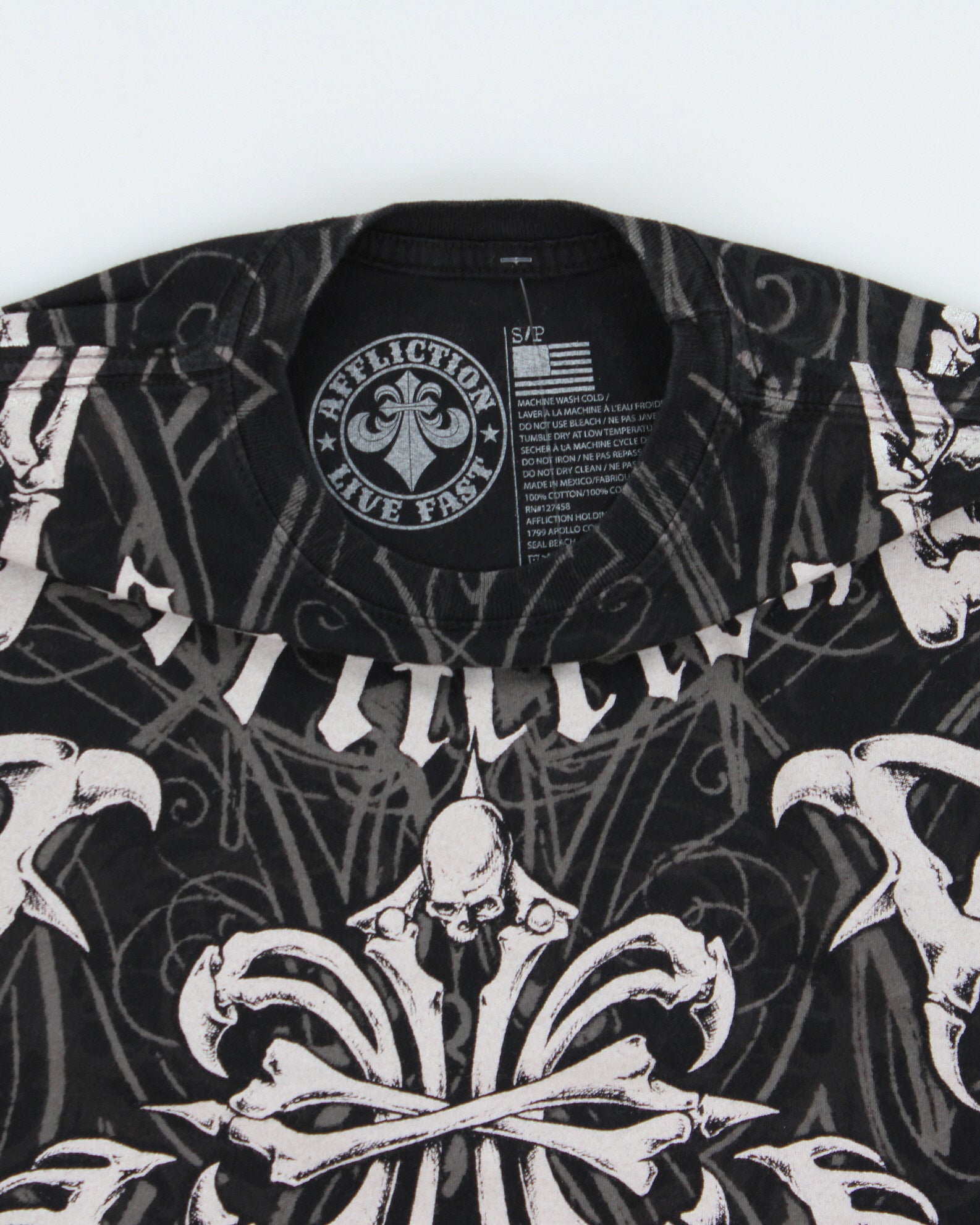 Vintage Y2K 00s Affliction Skeleton Spell Out Crewneck T-Shirt - S