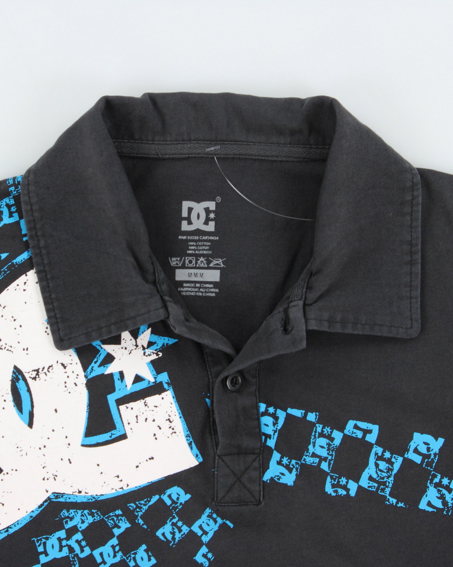 Vintage Y2K 00s DC Shoe Co. Big Logo Short Sleeve Polo Shirt - M