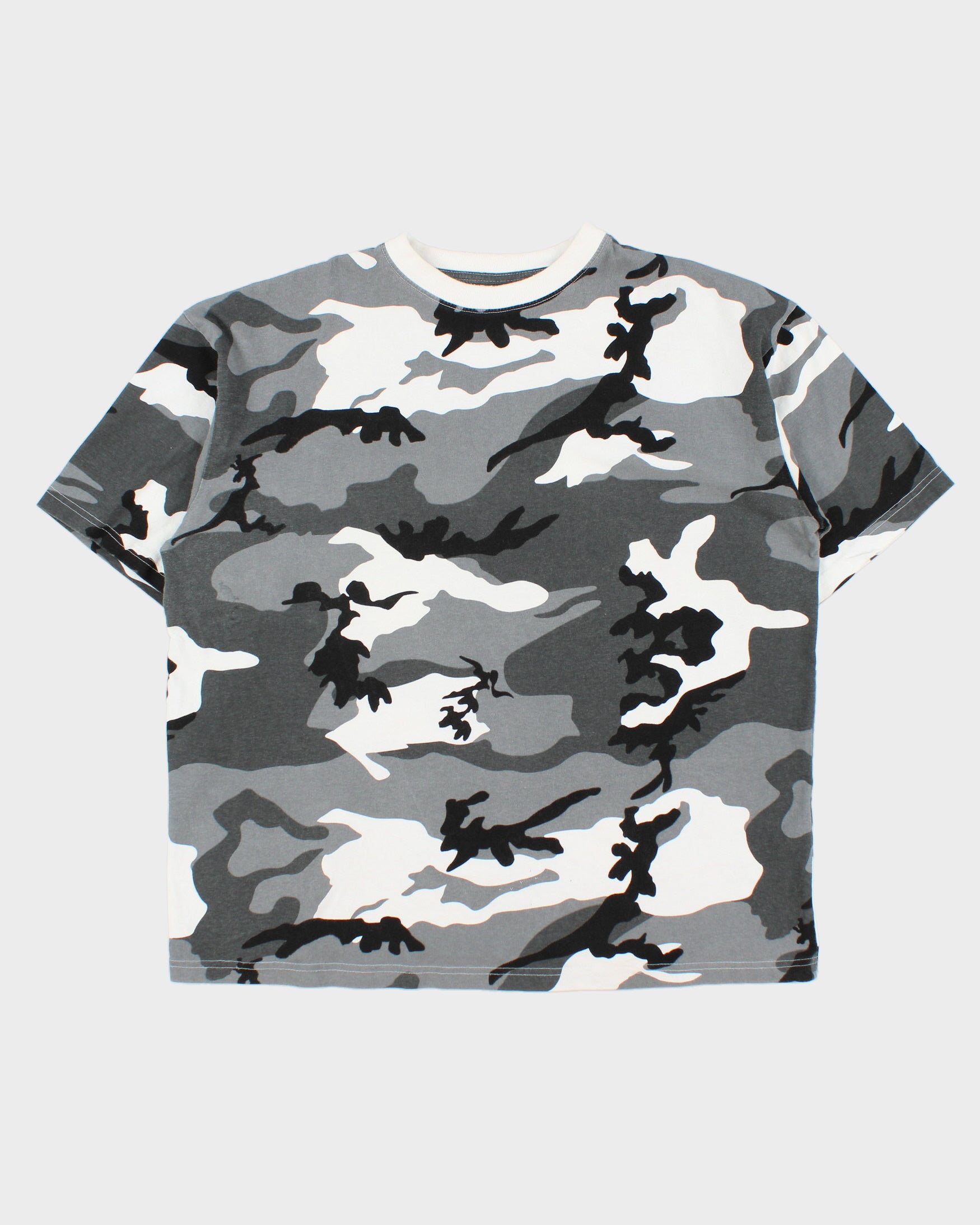 Vintage Y2K 00s Woodland Snow Camo Heavyweight Crewneck T-Shirt - M