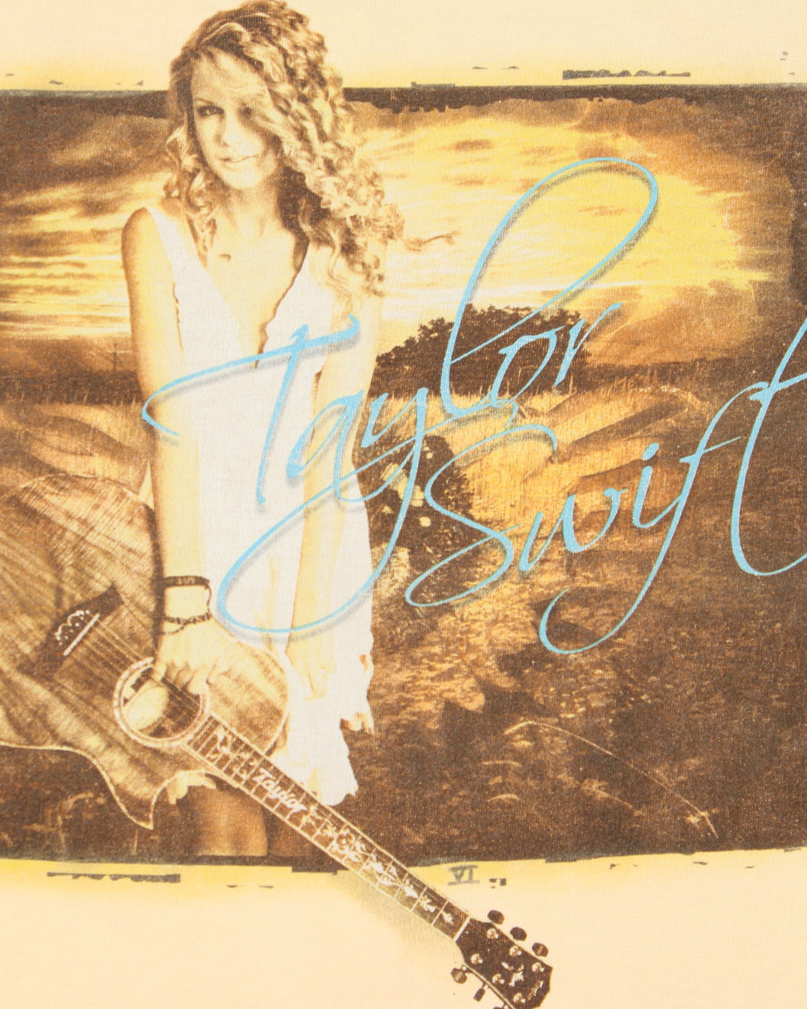 Vintage 2007 Taylor Swift Debut Album U.S Tour Heavyweight Gildan Ultra Crewneck T-Shirt - S