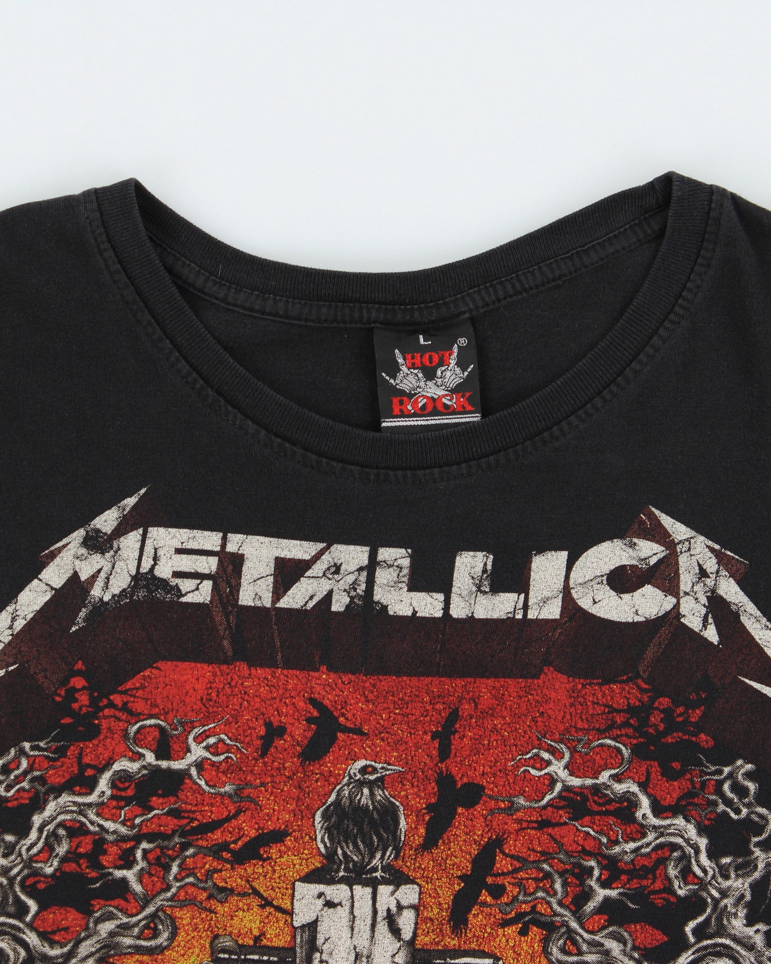Vintage Y2K 2000s Hot Rock Metallica Master Of Puppets Graphic Crewneck T-Shirt - L