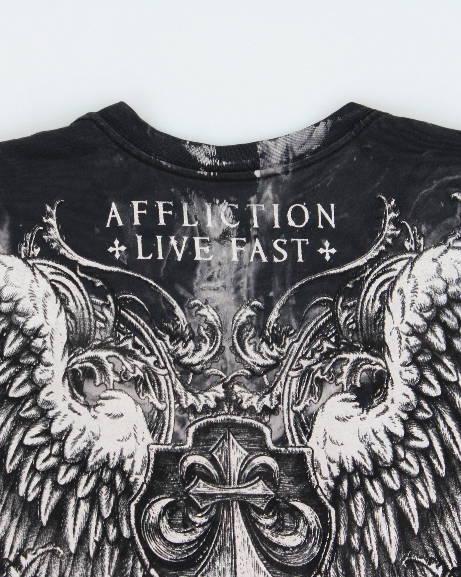 Vintage Y2K 00s Affliction Live Fast Gothic Made In USA V-Neck T-Shirt - M