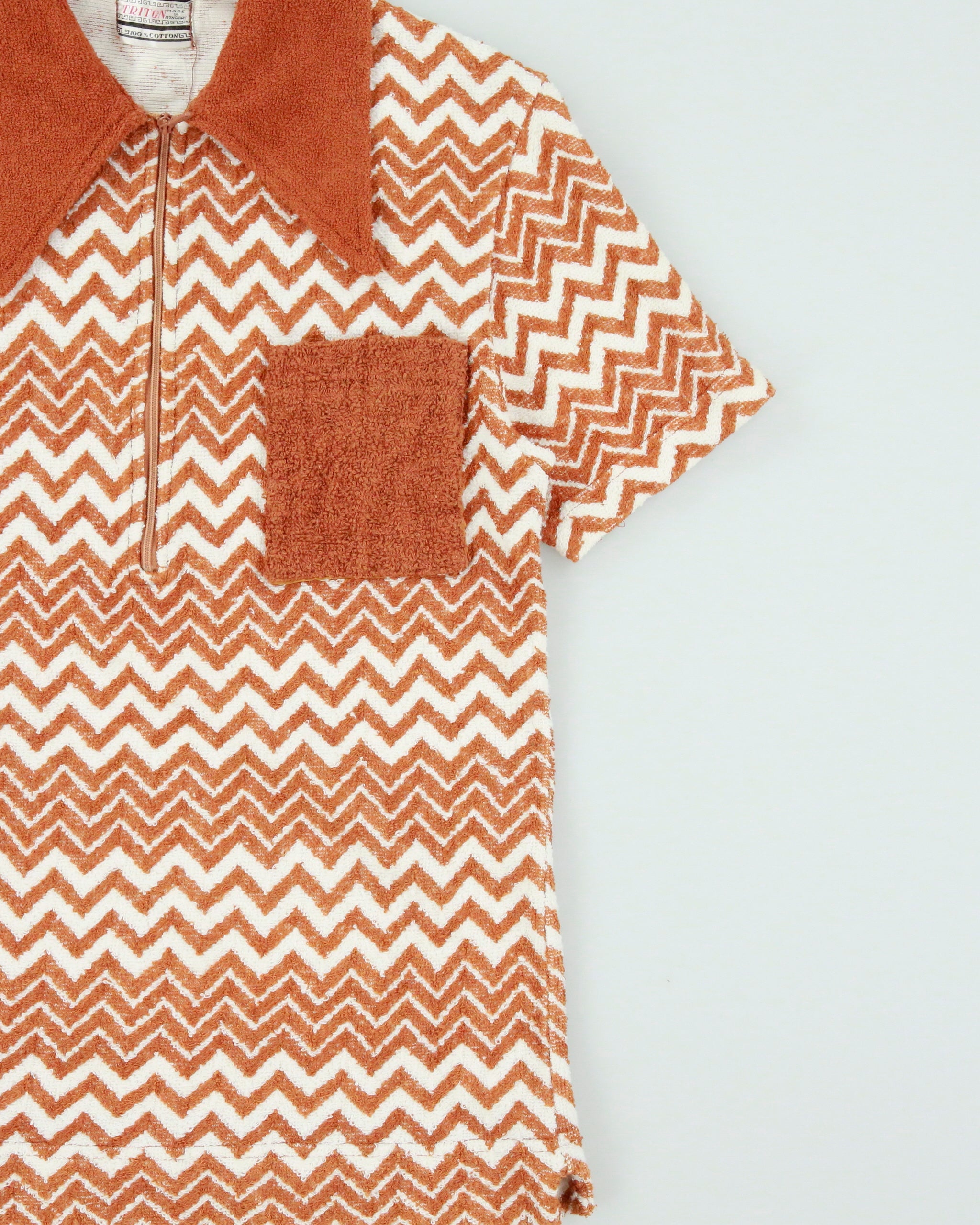 Vintage 1970s Triton California Zig Zag Towel-Knit Short Sleeve Zip Polo Shirt - S