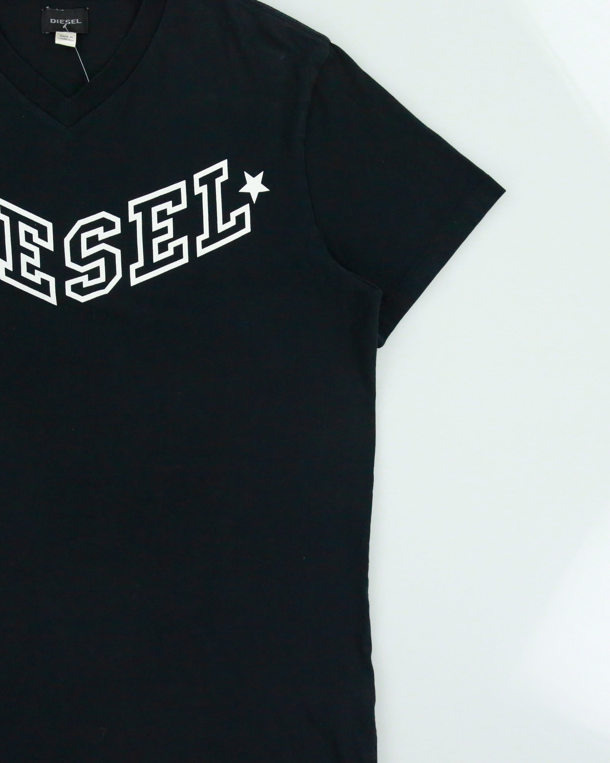 Vintage Diesel Star Spell Out Fitted V-Neck Logo T-Shirt - XL