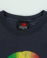 Vintage 2004 Zion Rootswear Heavyweight Bob Marley Jamaica Made In USA Crewneck T-Shirt - M