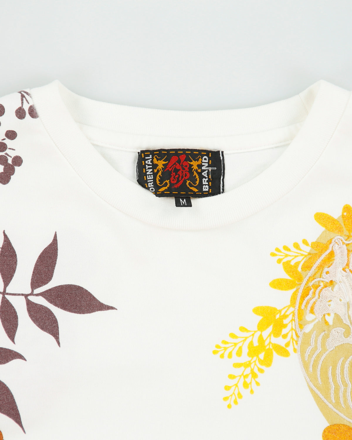 Vintage Y2K 00s Sukajan Embroidered Heavyweight Koi Carp Crewneck T-Shirt - M