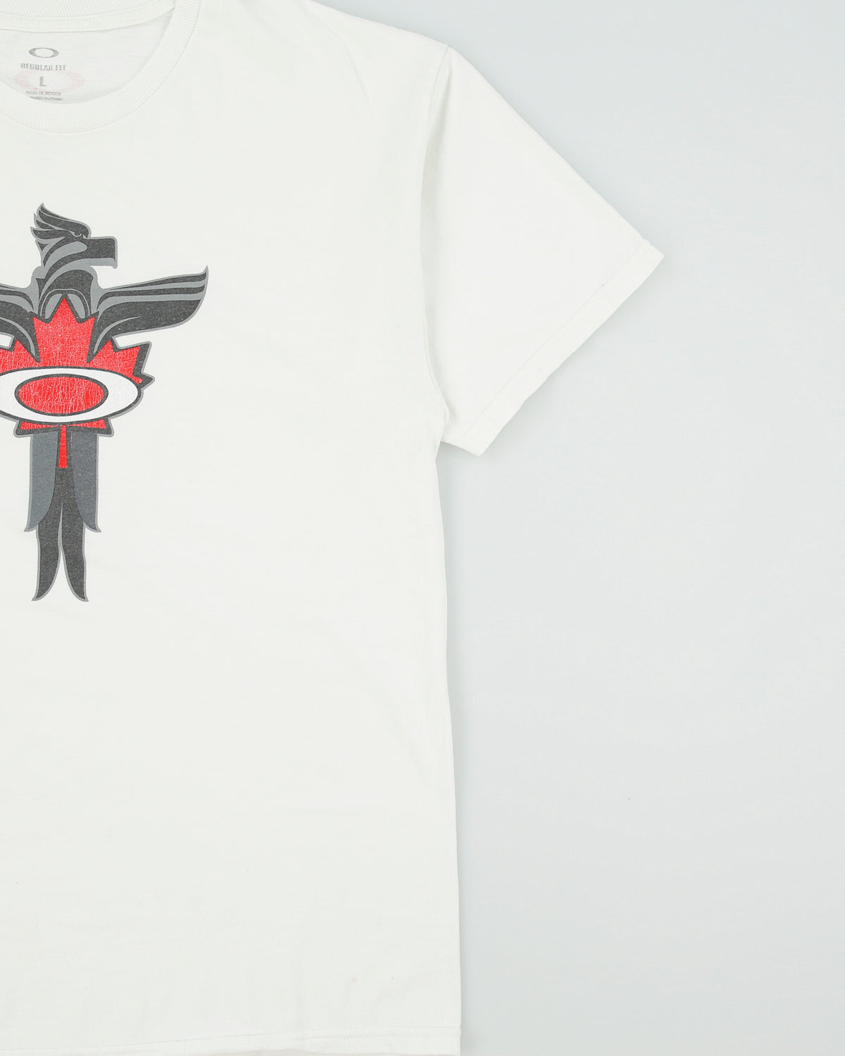 Vintage Oakley Vancouver Olympics Totem Heavyweight Regular Fit Crewneck T-Shirt - L