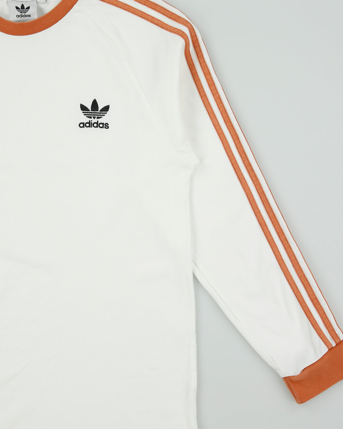 Vintage Adidas Originals Tan 3-Stripe Heavyweight Long Sleeve Crewneck T-Shirt - M
