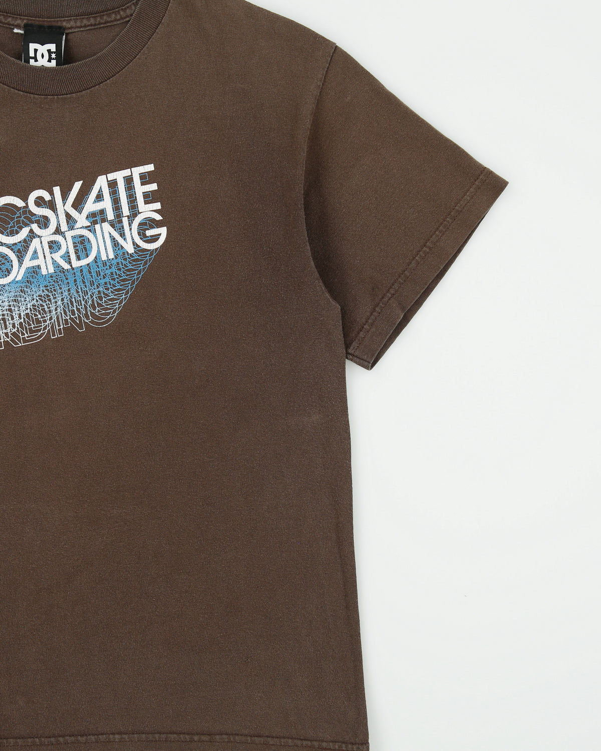 Vintage Y2K 00s DC Shoe Co. Heavyweight Skateboarding Crewneck T-Shirt - M