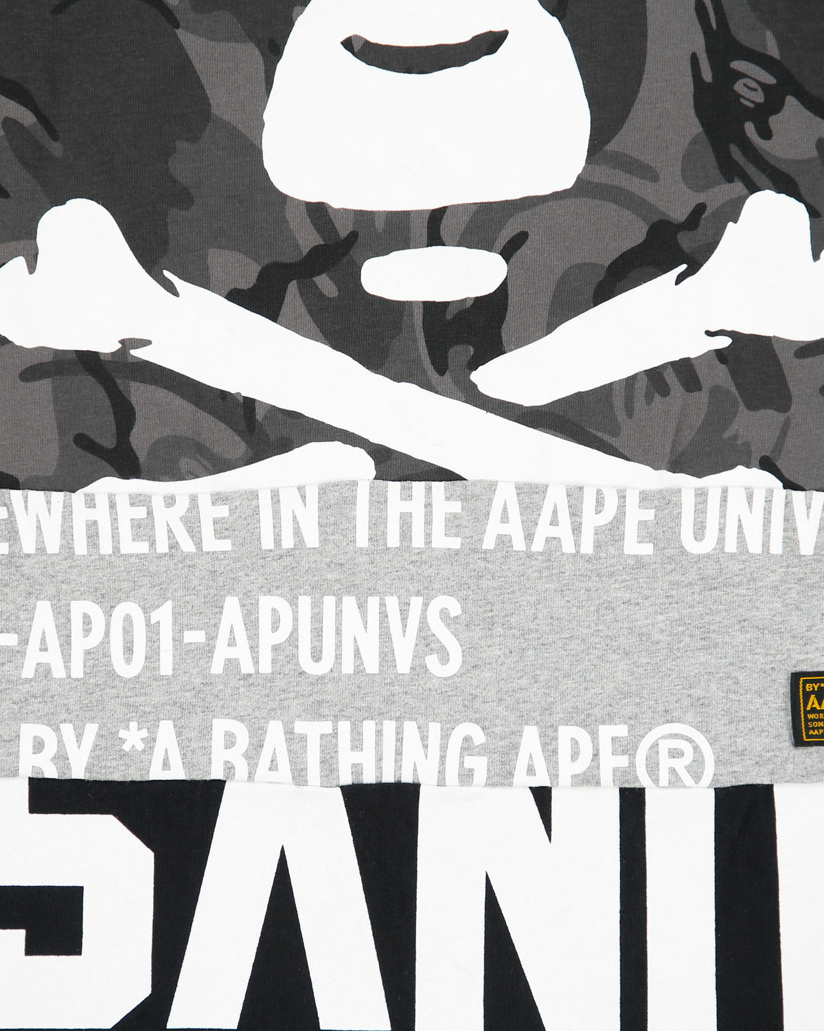 Aape By A Bathing Ape Heavyweight Stitch Split Camo Crossbones Crewneck T-Shirt - M