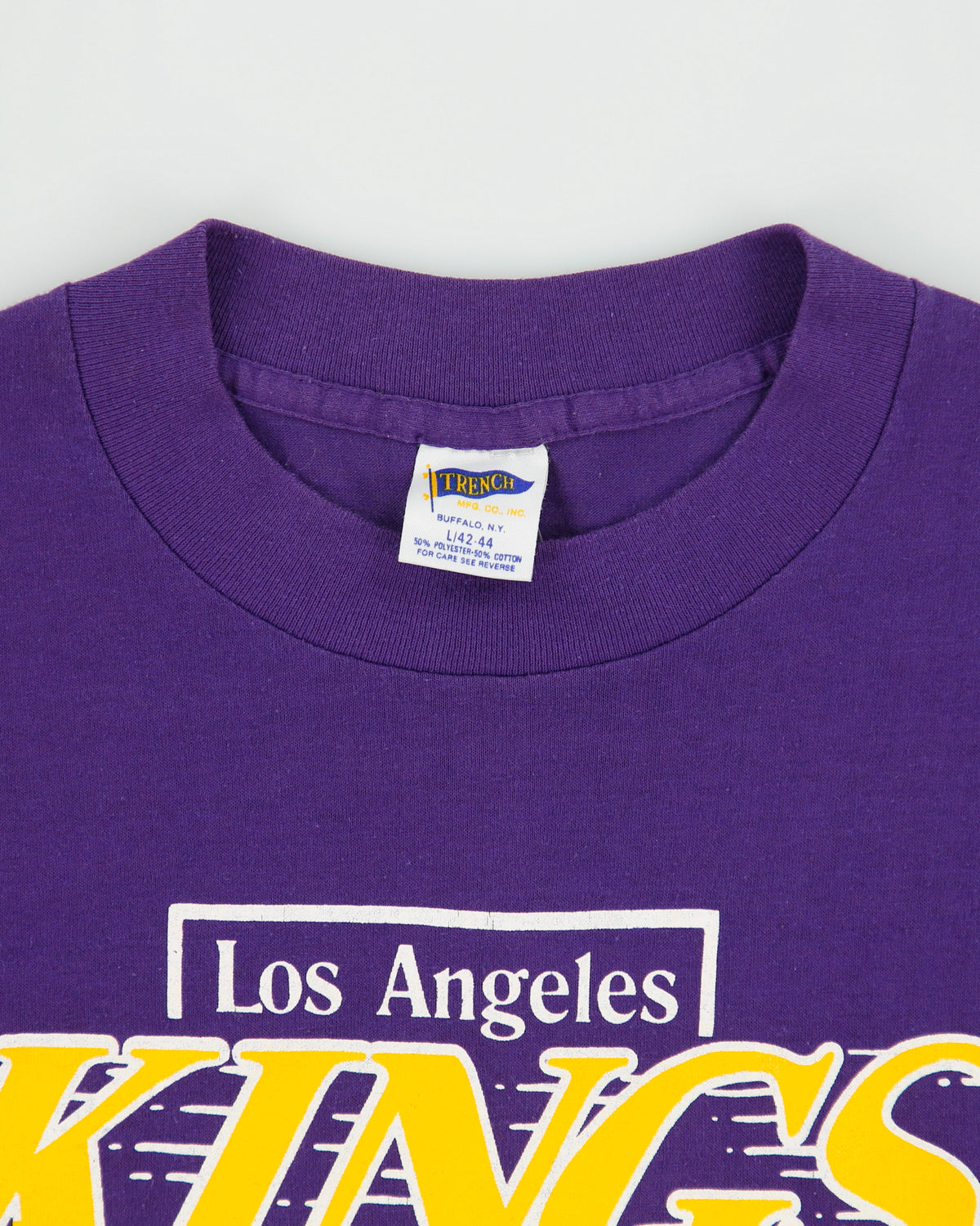 Vintage 1988 Los Angeles Kings Ice Hockey NHL Trench Single Stitch Made In USA Crewneck T-Shirt - L