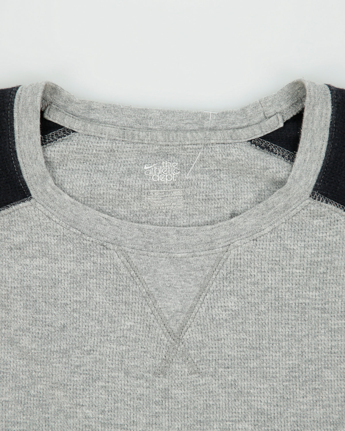 Vintage Y2K 00s Nike Ath Dept. Heavyweight Boxy Crewneck Long Sleeve Waffle T-Shirt - L