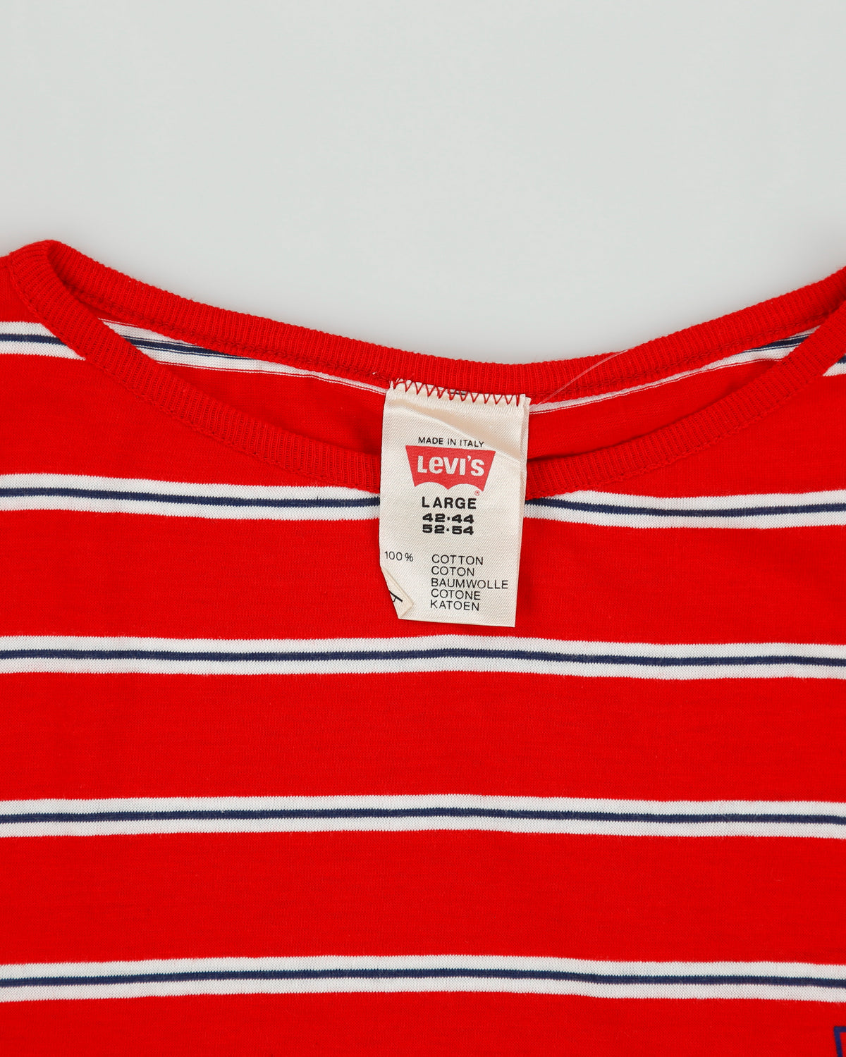 DS Vintage 1990' Levi's Red Batwing Made In Italy Striped Single Stitch Crewneck T-Shirt - L