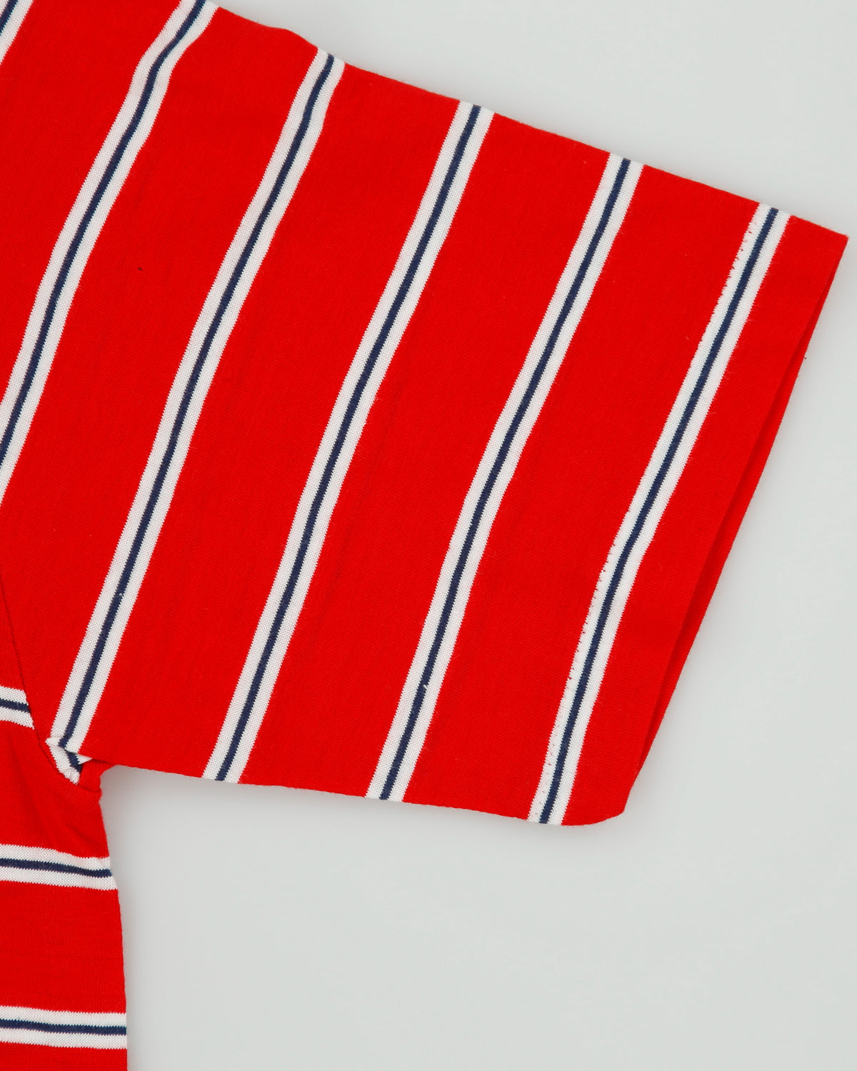 DS Vintage 1990' Levi's Red Batwing Made In Italy Striped Single Stitch Crewneck T-Shirt - L