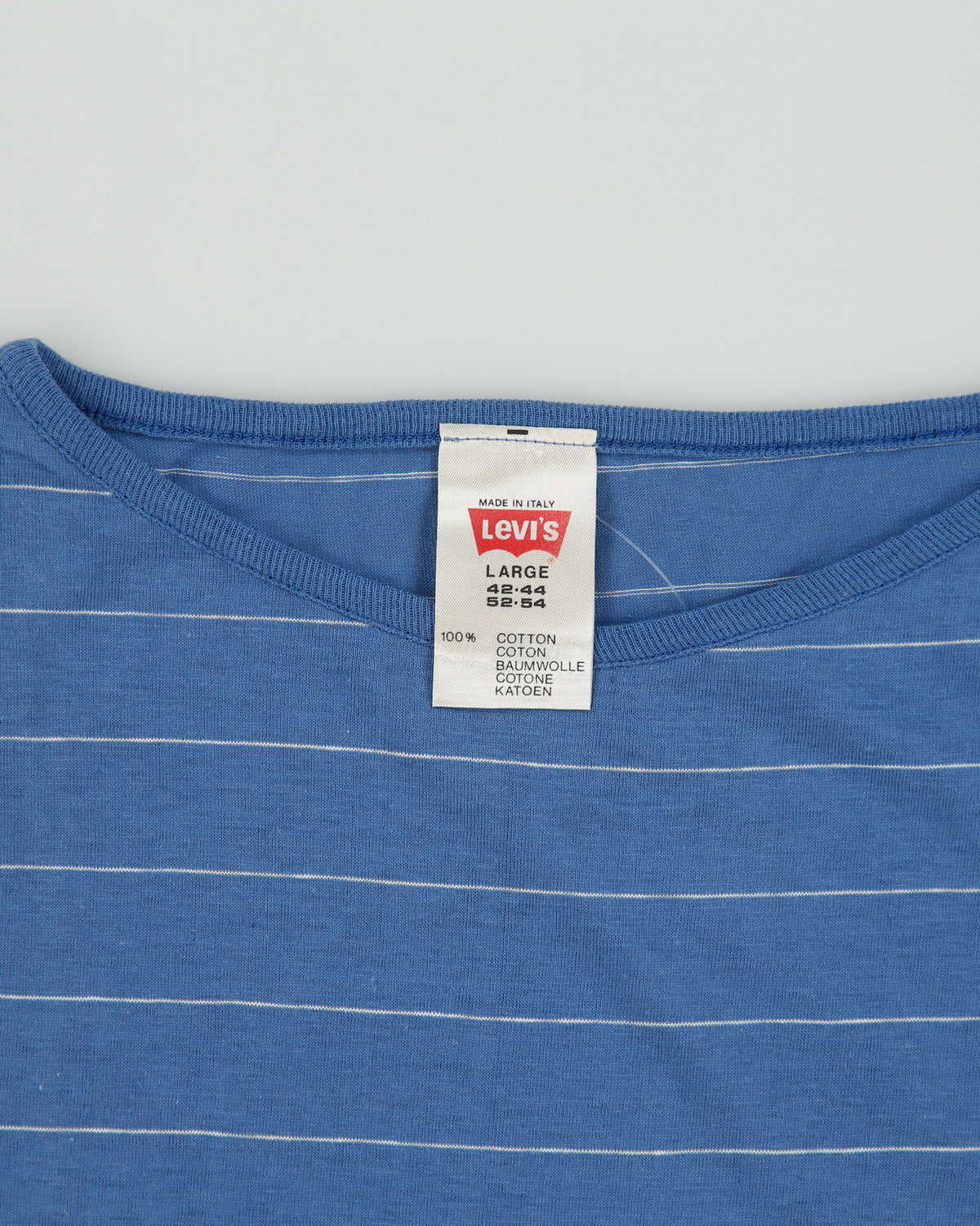 DS Vintage 1990' Levi's Red Batwing Made In Italy Striped Single Stitch Crewneck T-Shirt - L