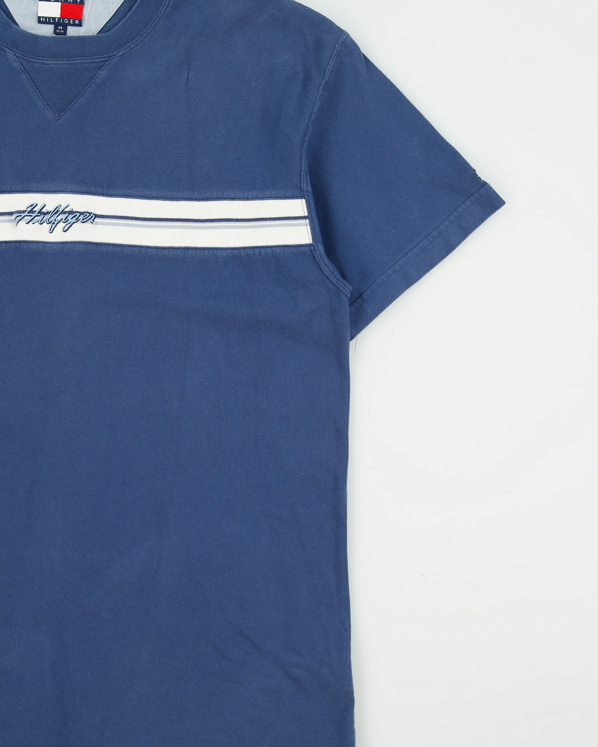 Vintage 2000' Y2K Tommy Hilfiger Rib Embroidered Heavyweight Crewneck T-shirt - M
