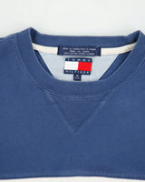 Vintage 2000' Y2K Tommy Hilfiger Rib Embroidered Heavyweight Crewneck T-shirt - M