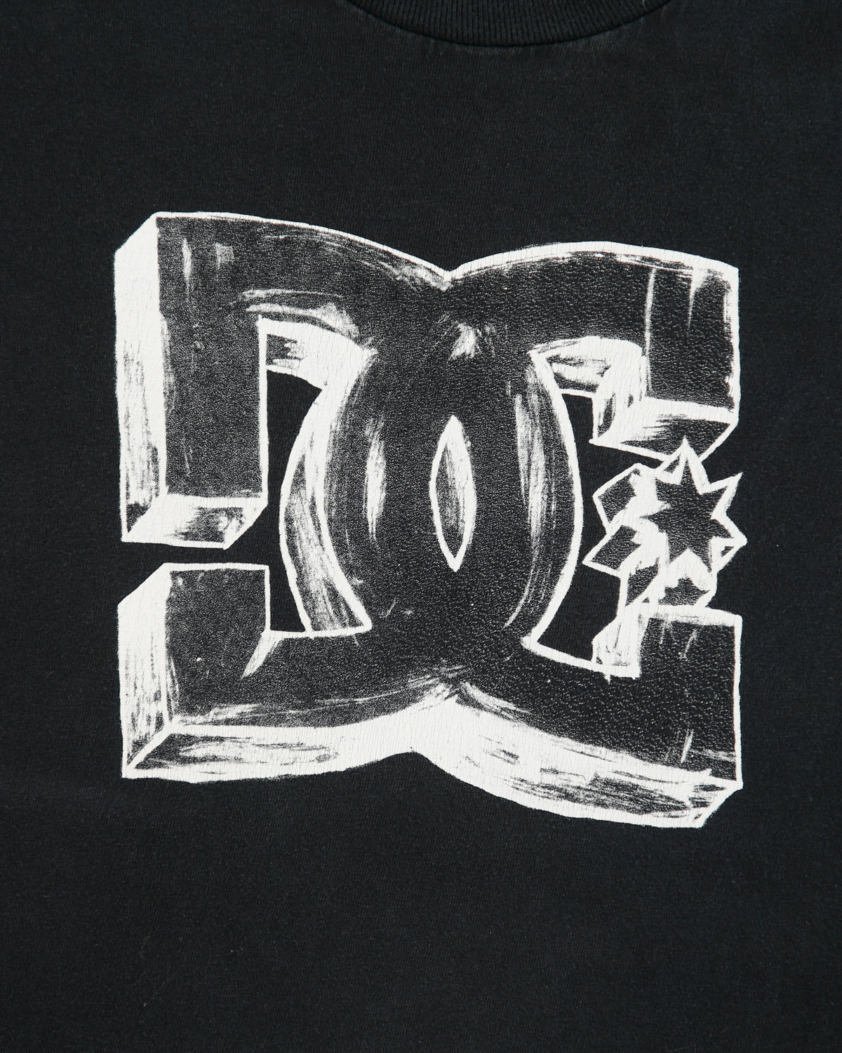 Vintage Y2K 00s DC Shoe Co. 3D Sketch Logo Heavyweight Crewneck T-Shirt - M