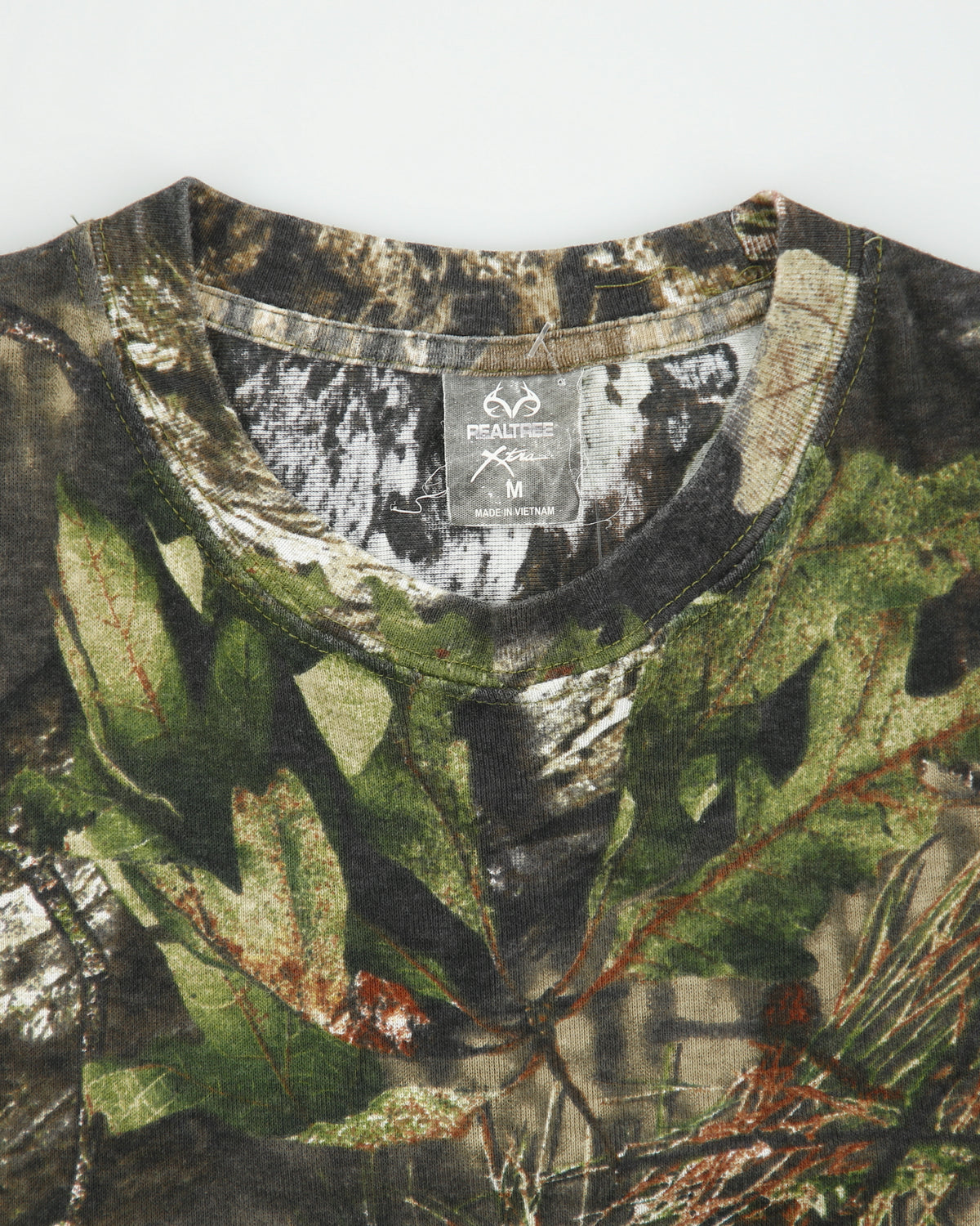 Vintage Y2K 00s Realtree Mossy Oak Camo Crewneck T-Shirt - S