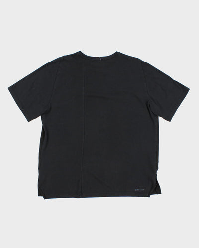 Dry-Fit Nike T-Shirt - M