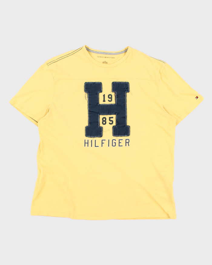 Vintage Men's Yellow Tommy Hilfiger T-Shirt - L