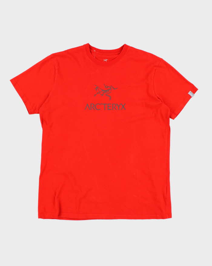 Arc'teryx Men's Red T-shirt - L