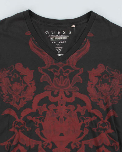Y2k 00s Guess V-neck T-shirt - XXL