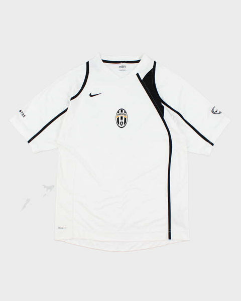 Juventus 05/06 Training Kit nike トータル90 Vintage 2005/06 Juventus Training Shirt - M – Rokit