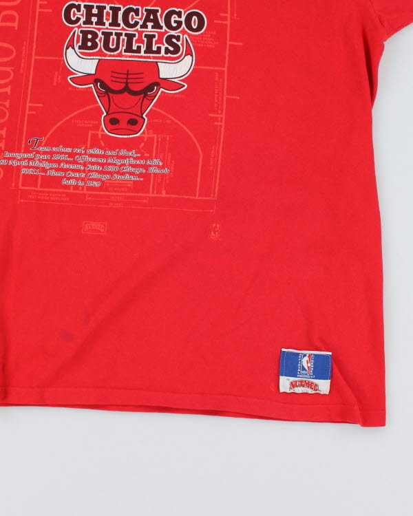 Vintage 90's Single Stitch Chicago Bulls T-Shirt - L