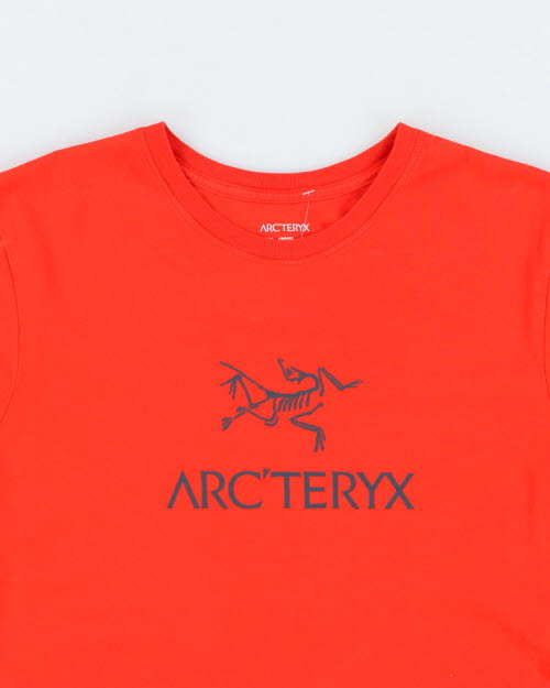 Vintage Arc'teryx Centre Logo Graphic T-Shirt - M