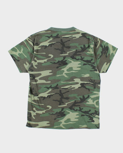 Vintage 90's Camouflage T-Shirt - M
