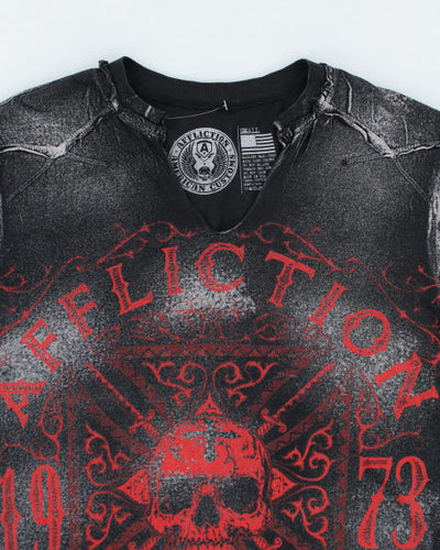 Vintage 2000's Affliction V-Neck Gothic T-Shirt - S