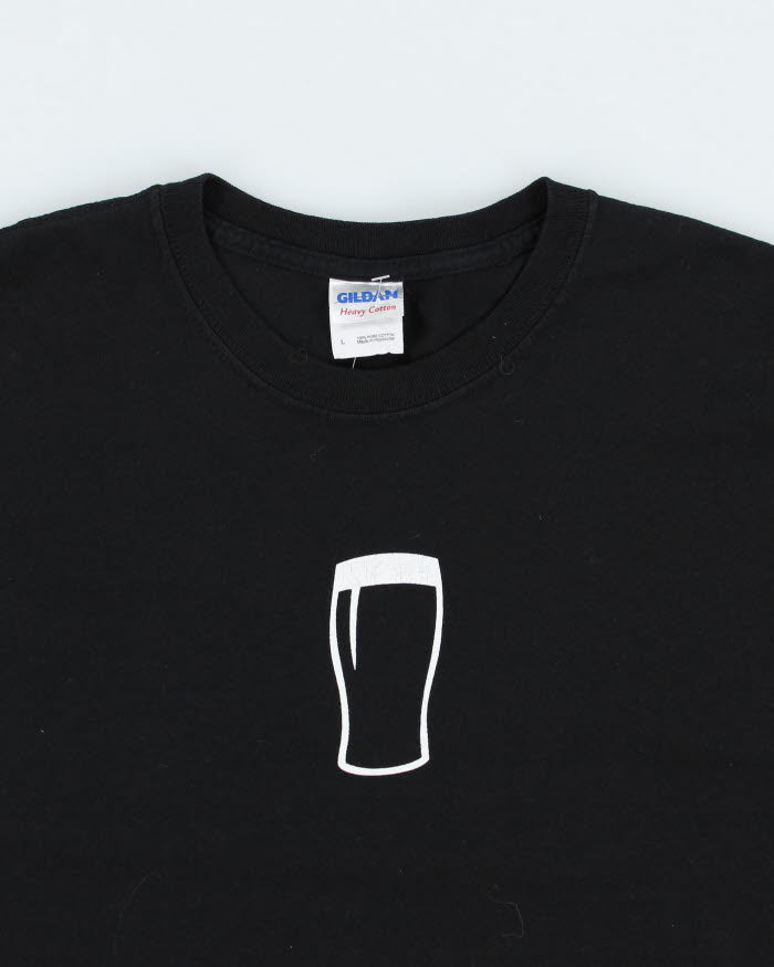 Vintage 2000's Guinness Alcohol Graphic T-Shirt - L