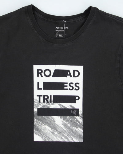 Vintage 2000's Arc'teryx Graphic T-Shirt - S