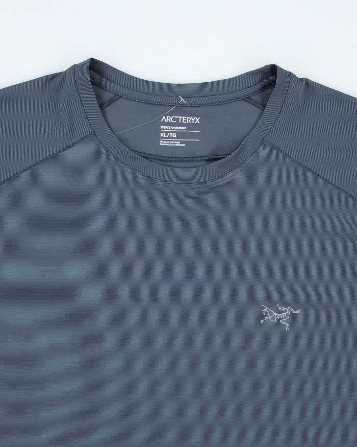 Vintage Arc'teryx Motus Crew Long-sleeved T-Shirt - XL